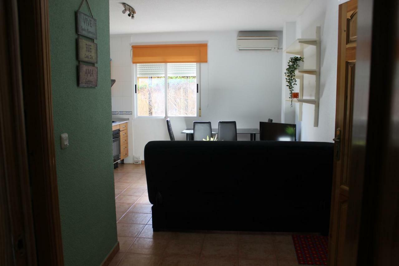 Apartamentos El Cardenillo Madrigal de la Vera Esterno foto